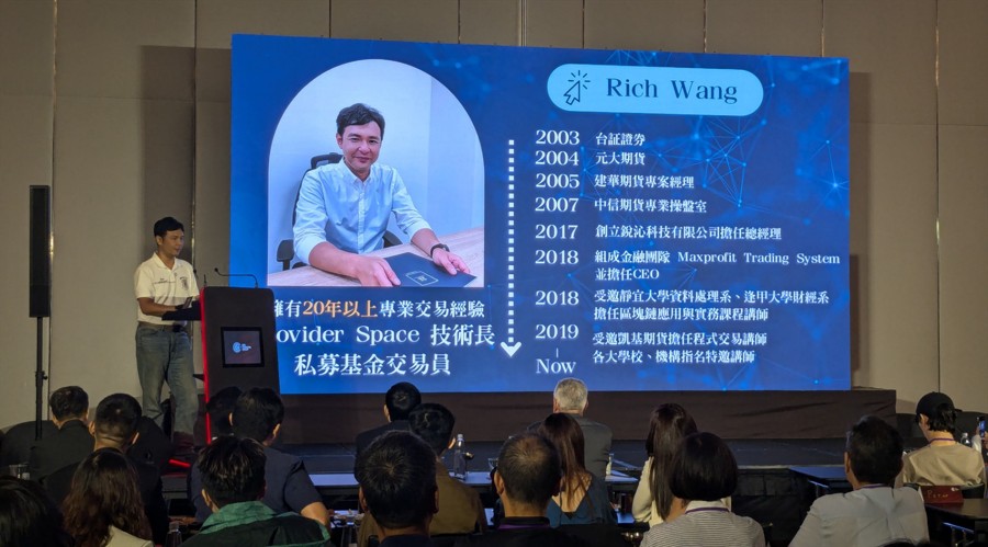 股票ETF赎回加剧 创年内次高点 “卖宽基ETF买行业ETF”新趋势显现