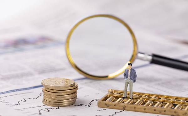 商务部新闻发言人就对原产于加拿大的进口豌豆淀粉发起反倾销调查答记者问